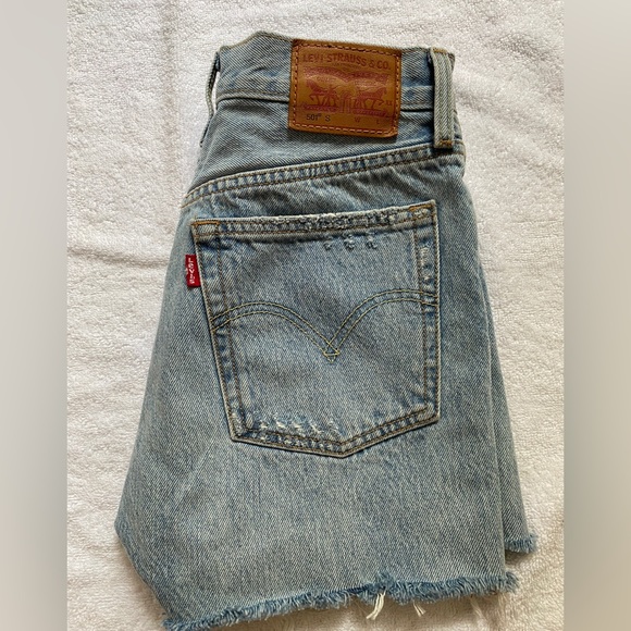 Levi’s 501 jean short size 26 - Picture 4 of 5